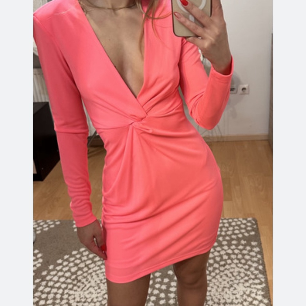 Pink dress